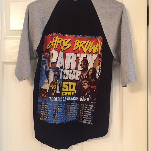 CHRIS BROWN THE PARTY TOUR 2017 SHIRT SIZE MEDIUM 100% COTTON👚👕🩶🖤🎵🎶🎼🎸🕺🏽💃🏼🪩🎤 - Picture 2 of 3